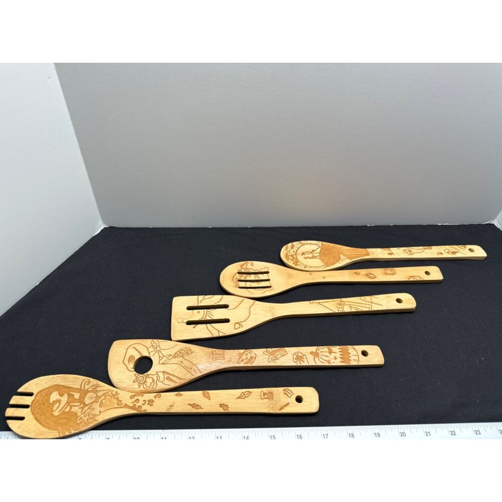 Halloween-Themed Nightmare Before Christmas Jack Skeleton Bamboo Utensil Set
